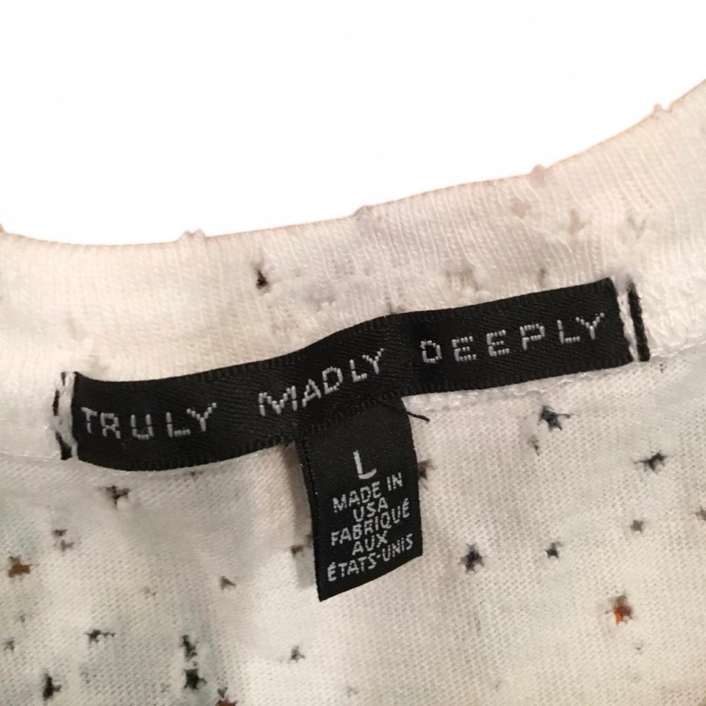 💴SOLD💴 Truly Madly Deeply Distressed Grunge USA Flag Crop Muscle Tank — LARGE - Picture 2 of 4